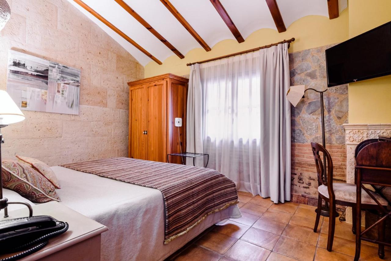 Hotel Casa Babel Villalonga Exterior photo